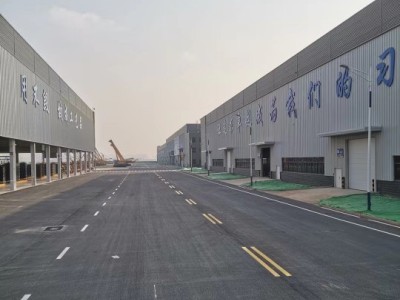苏州厂区道路划线规范、苏州工厂主要道路表现施工、苏州厂区地面画线图2