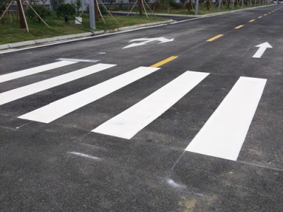 吴江车道标识划线15公分黄线中心线、40公分斑马线图3